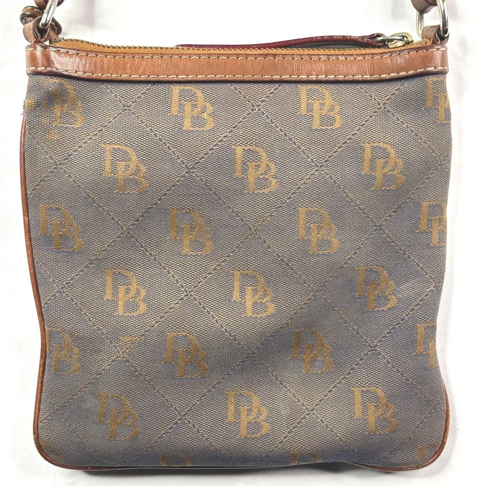 Dooney & Bourke Monogram Signature Canvas Crossbody Bag Brown Leather Trim‎ Duck